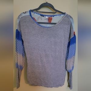 Lace detailed information UO top